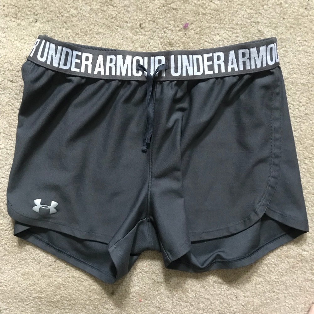 XS Under Armour Play Up Shorts